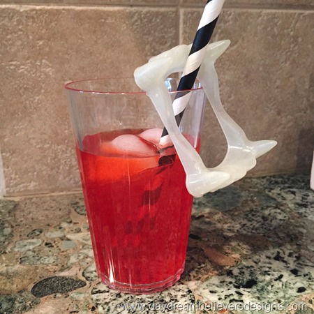 Halloween VAMPIRE drink for kids. SO fun!