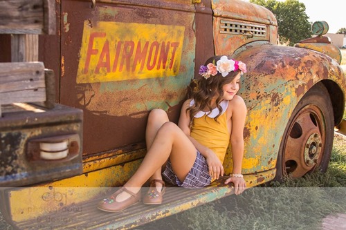 Daydream Believers Designs handcrafted, retro inspired, clothing for girls. Photo by Captured by Jes. LOVE the styling!